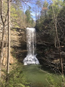 Piney Falls in Tennessee