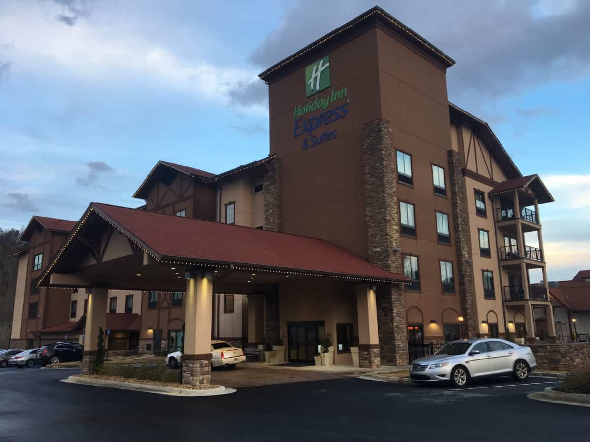 Where to stay in Helen, Tattling Tourist