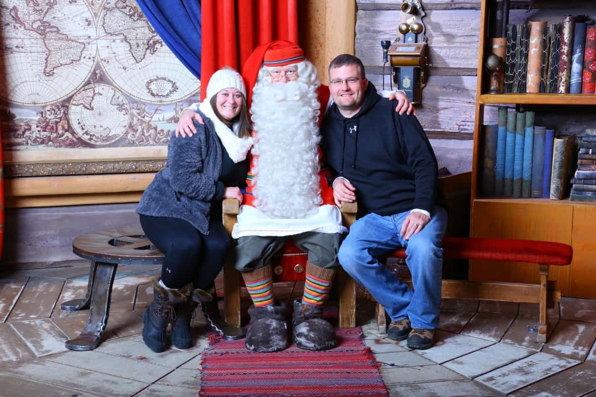 I met the REAL Santa Claus in Finland! - Tattling Tourist